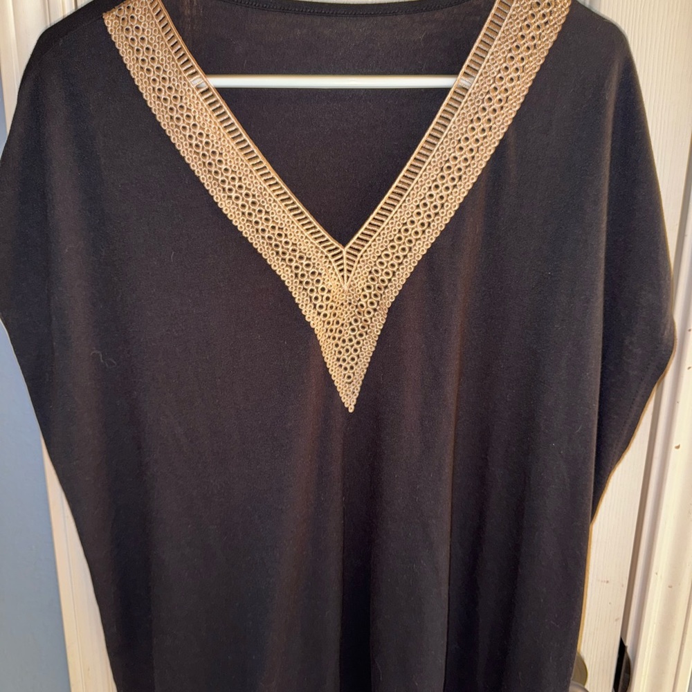 Woman’s top